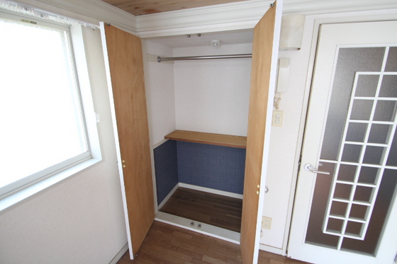 収納　※別号室の写真です。