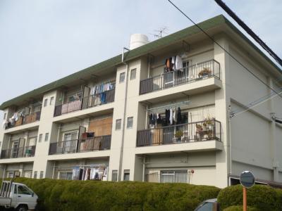 藤原マンションの建物外観