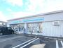 コンビニ　ローソン旭川新富店（コンビニ）まで482m