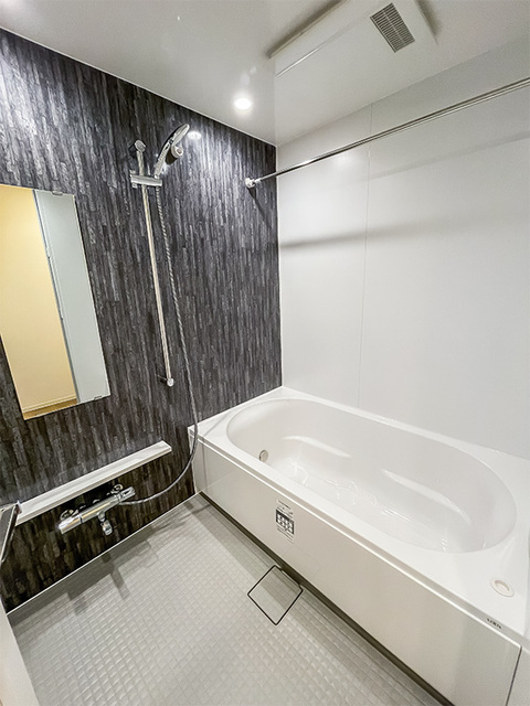 バス・シャワールーム　※写真は同タイプ住戸です。