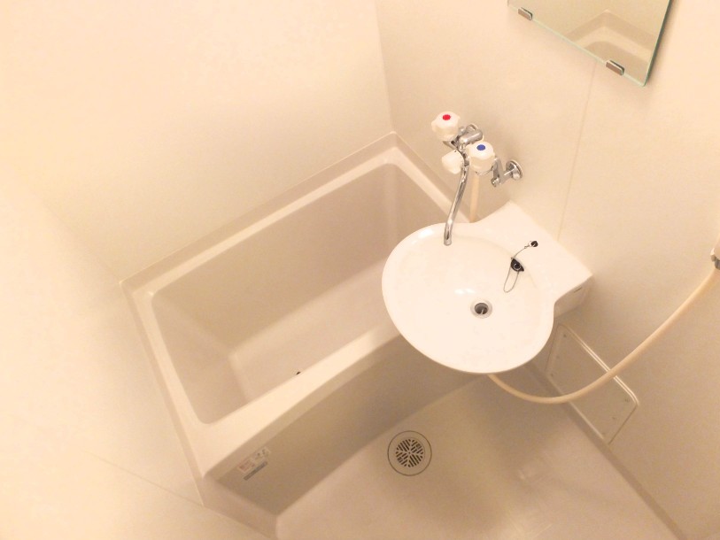 バス・シャワールーム　同タイプ