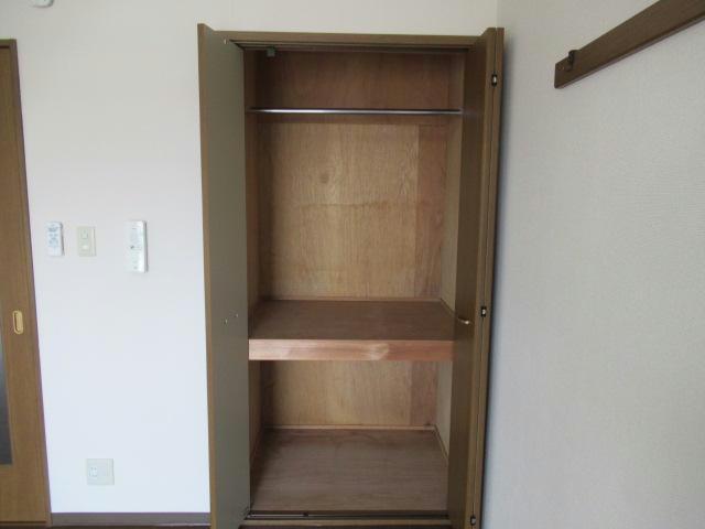 収納　別部屋　参考写真