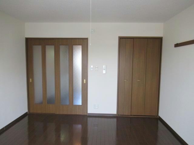 居室・リビング　別部屋　参考写真