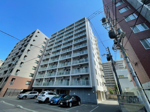 建物外観　札幌市中央区北３条東「コンフォリア北３条」