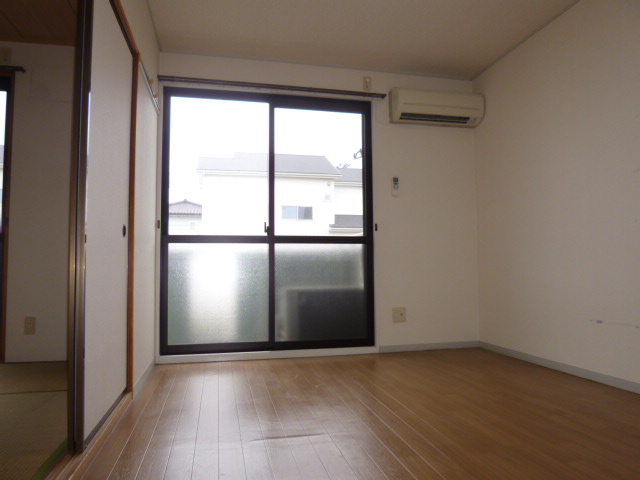 居室・リビング　洋室