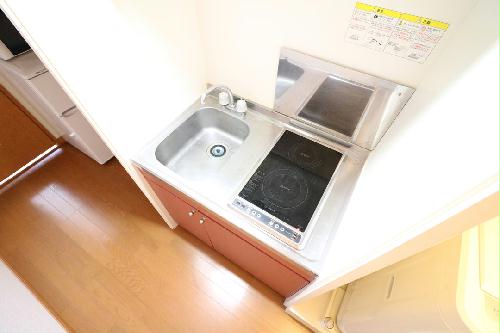 キッチン　２口コンロ付きラジエントヒータを設置