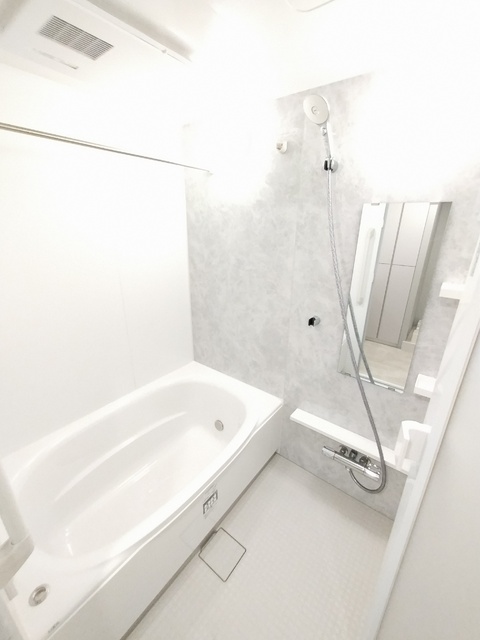 バス・シャワールーム　浴室