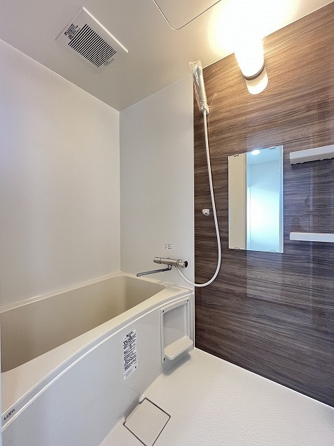 バス・シャワールーム　浴室