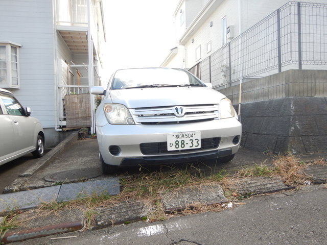 駐車場　敷地内駐車場あり。別途契約要。