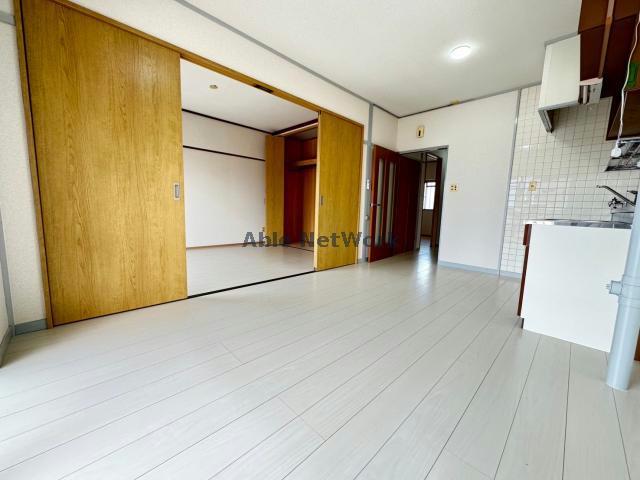 居室・リビング　同型反転タイプ　現況優先