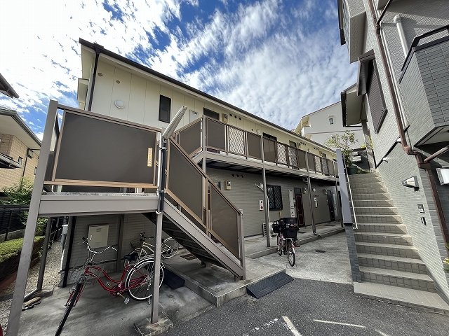 建物外観　外観は落ち着いています