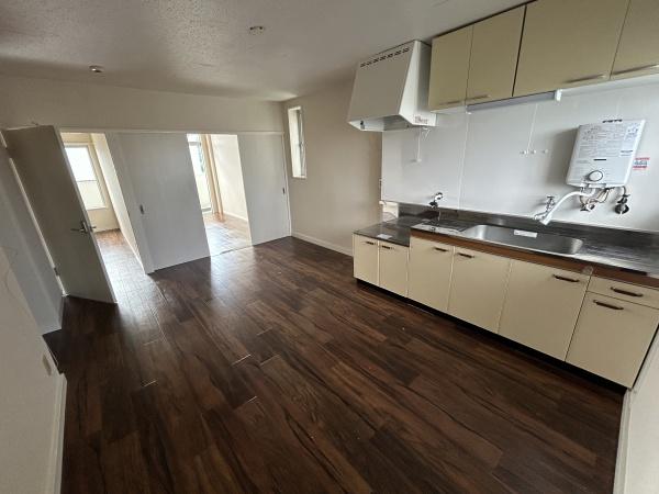 居室・リビング　フローリング♪