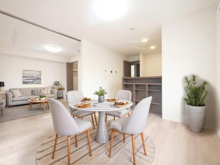 居室・リビング　CGで家具等を配置したもので家具等は含まれません