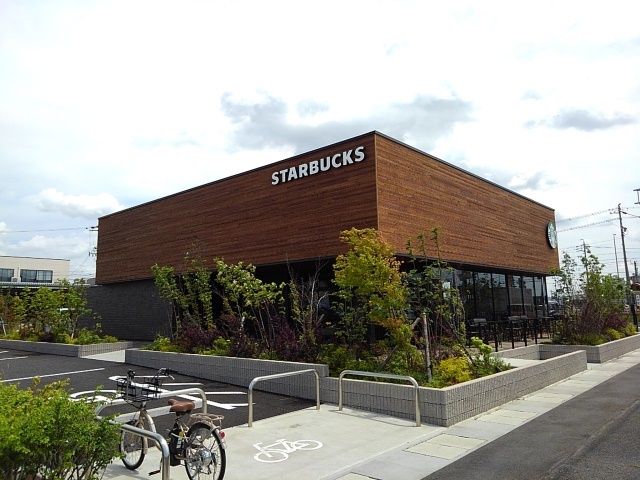 飲食店　スターバックスコーヒー（飲食店）まで800m