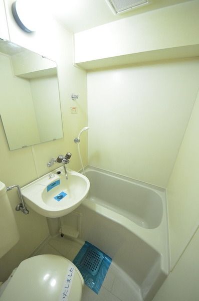 バス・シャワールーム　浴室