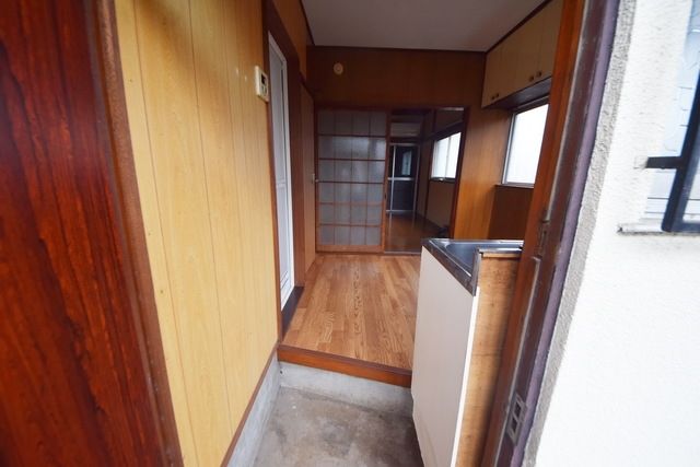 玄関　★お問い合わせはタウンハウジング調布店へ★