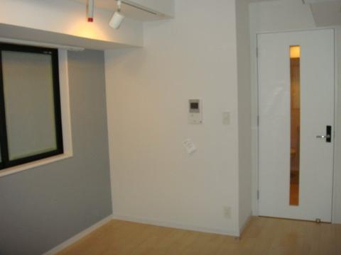 居室・リビング　室内