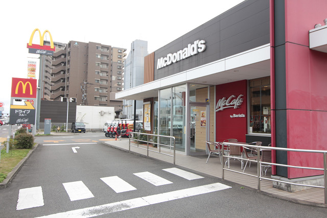 飲食店　マクドナルド 大分中島中央店（飲食店）まで350m