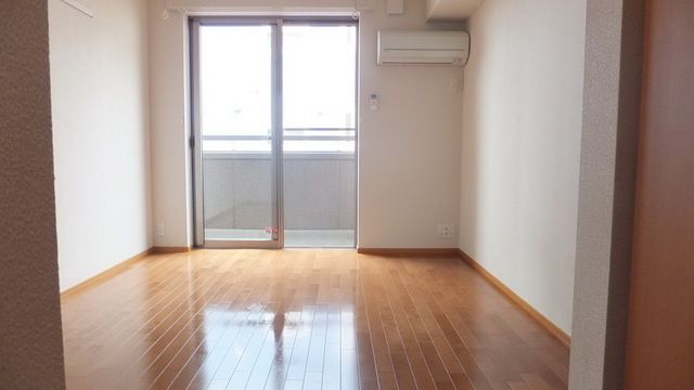 その他部屋・スペース　★きれいで開放感のある居室です★