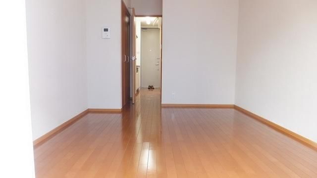 居室・リビング　★きれいな洋室です★