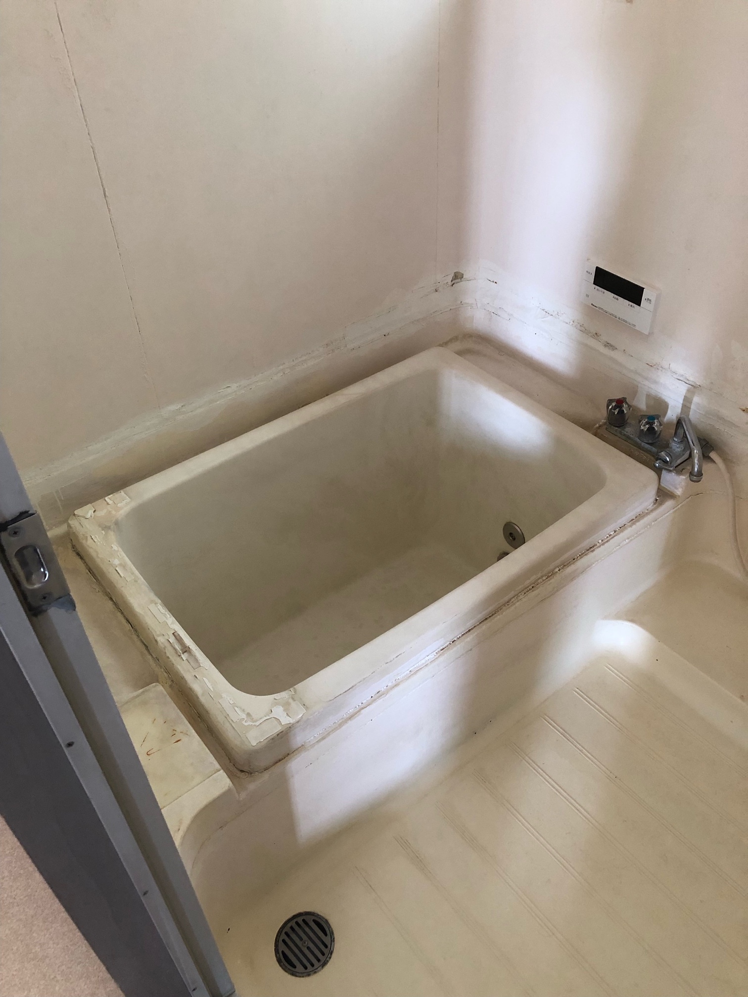 萱嶋戸建の風呂写真