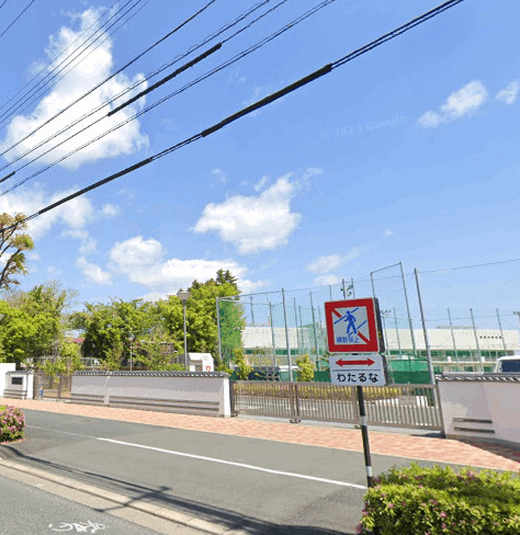 小学校　浜松市立中部小学校（小学校）まで1107m