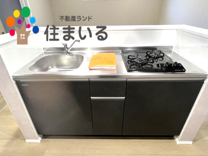 キッチン　※同型タイプとなります