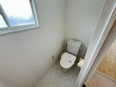 エステート山崎のトイレ写真