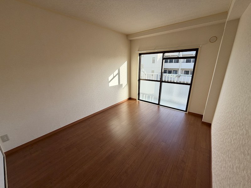 居室・リビング　リフォーム中