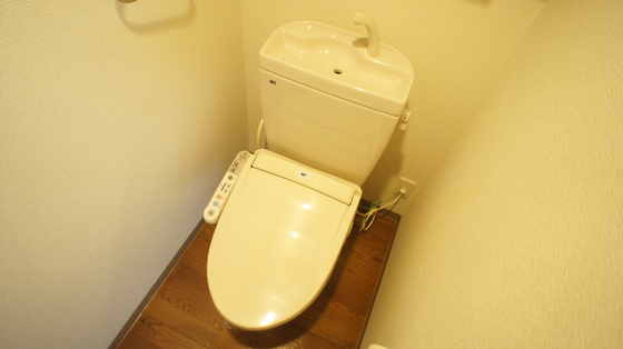 トイレ　シャワー付きトイレ
