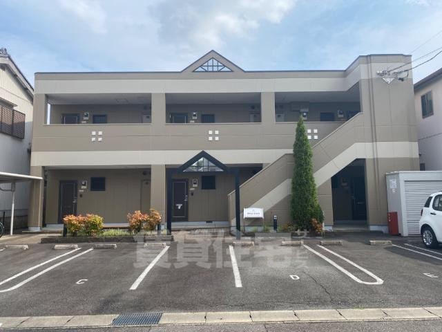 建物外観　外観写真（昼）