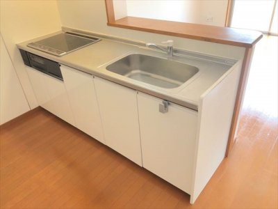 キッチン　人気のカウンターキッチンです。