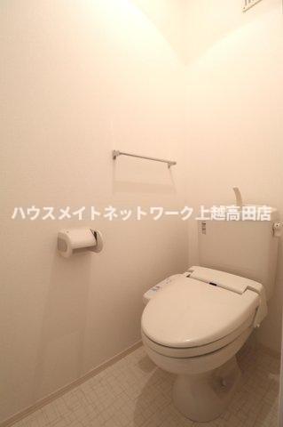 トイレ　温水洗浄暖房便座