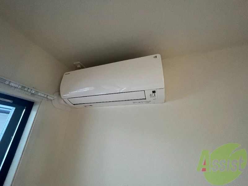 トイレ　エアコンが付いているので、快適にお過ごし頂けます。