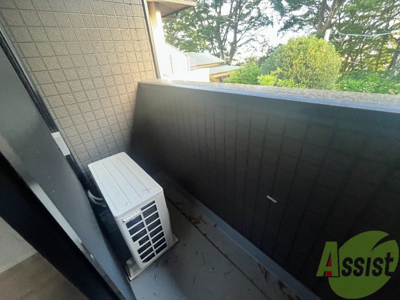 バルコニー　こちらのバルコニーで洗濯物干しもバッチリです。