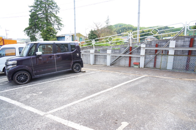 駐車場　敷地内駐車場あります☆