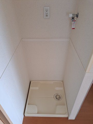 その他　室内洗濯機置場です