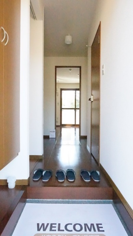 玄関　図面と現状に相違がある場合には現状を優先