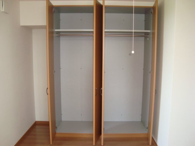 収納　リビング　クローゼット