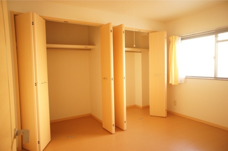 収納　図面と現状に相違がある場合には現状を優先