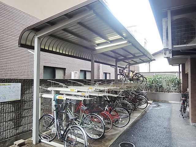 駐車場　★駐輪場★
