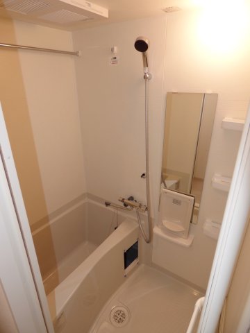 バス・シャワールーム　現状有姿