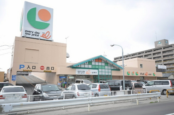 スーパー　マルショク山本店（スーパー）まで201m