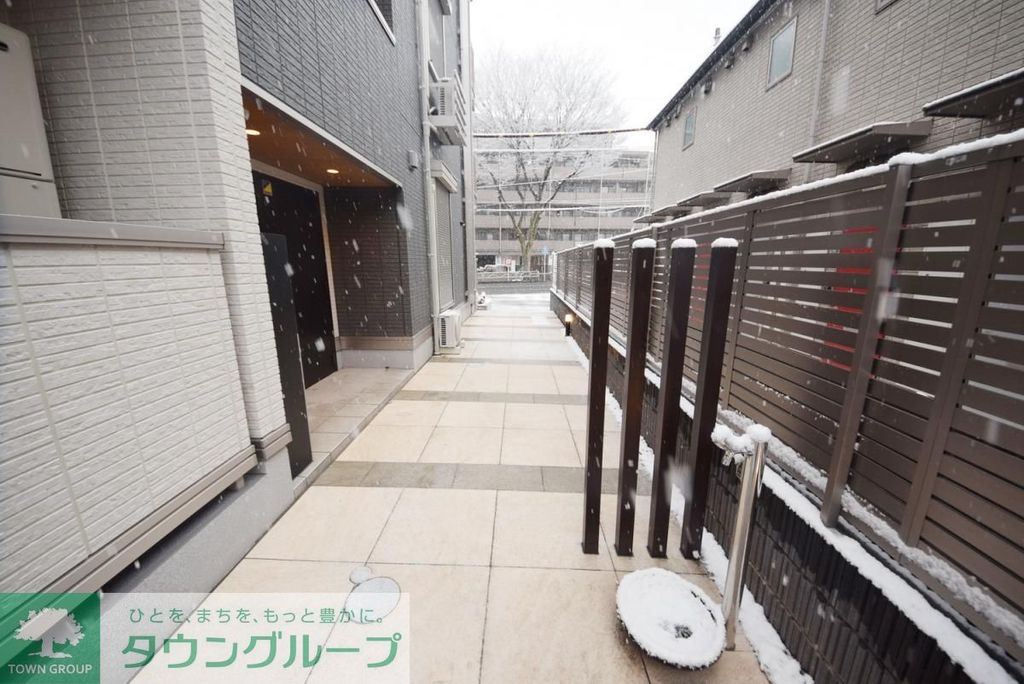 エントランス　★お問い合わせはタウンハウジングまで★