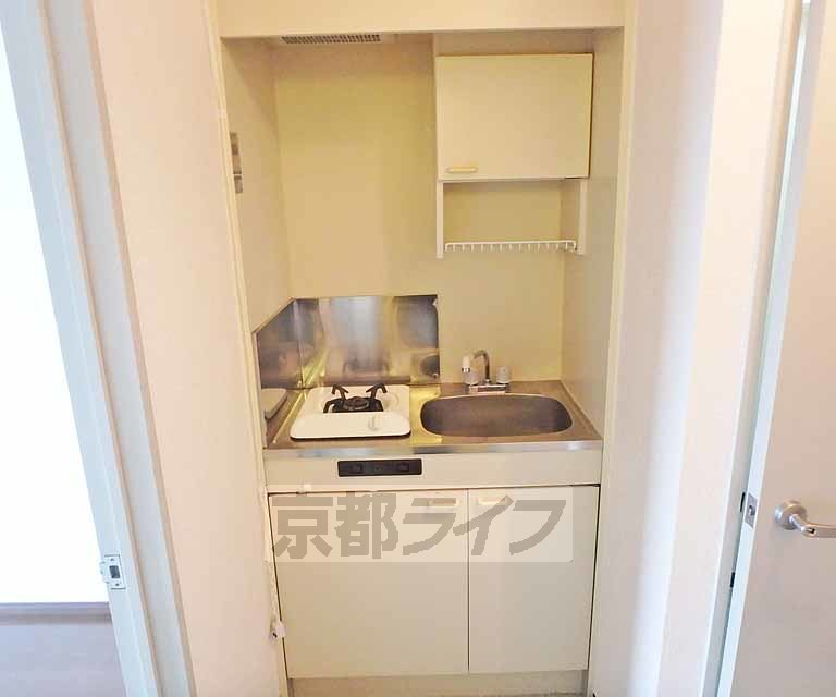 キッチン　一人暮らしにちょうどいいサイズ