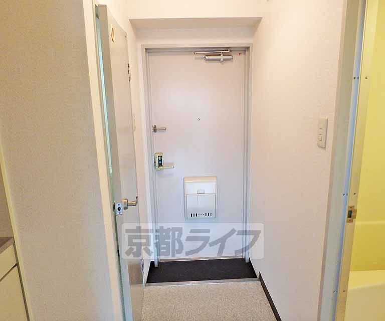 玄関　玄関ホールです