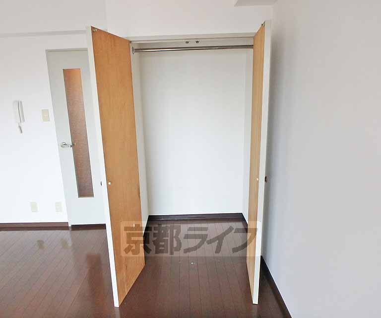 収納　奥行きのある収納スペースです