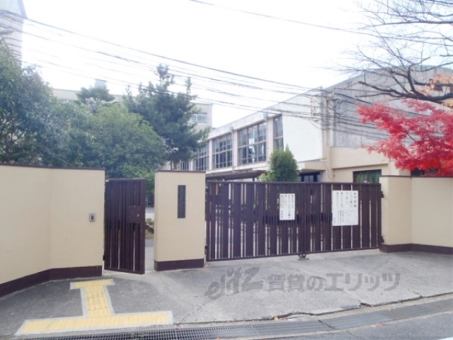 中学校　大淀中学校（中学校）まで1300m