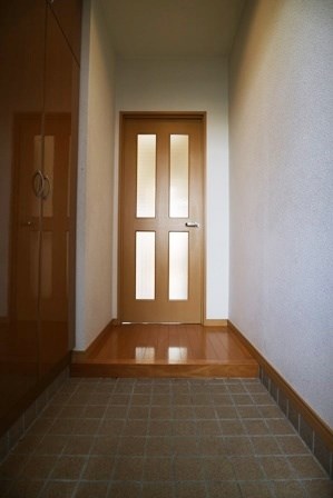 玄関　収納もある玄関です