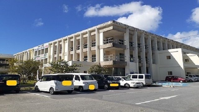 役所　宜野湾市役所（役所）まで4000m